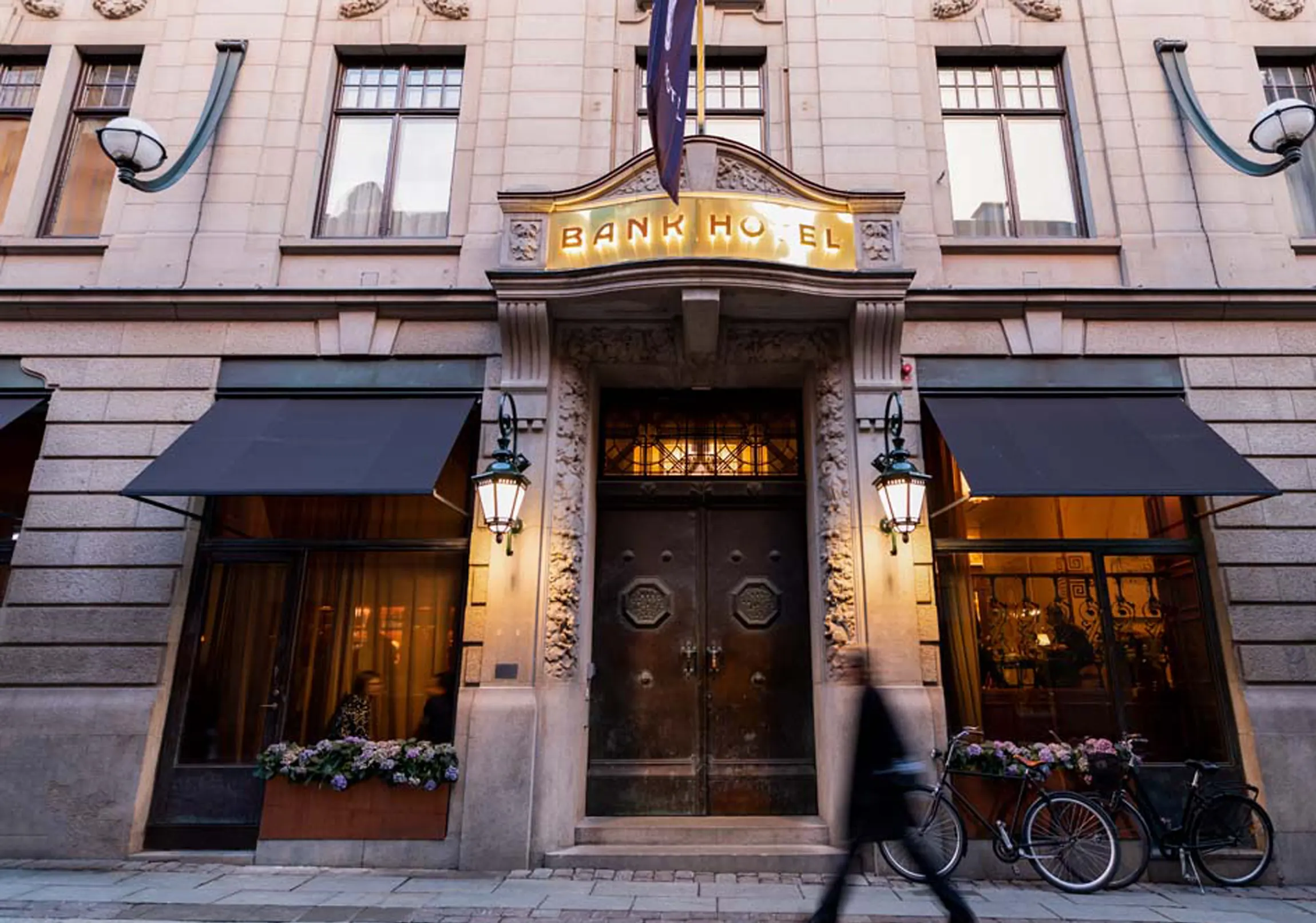 BANK HOTEL (BONNIE’S RESTAURANT) - Imagem 8