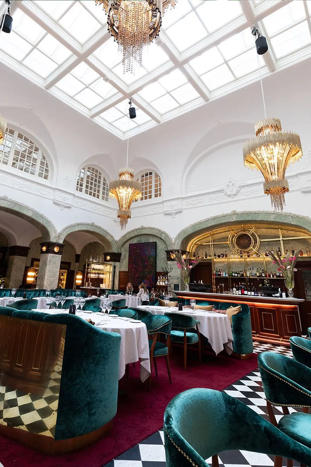 BANK HOTEL (BONNIE’S RESTAURANT) - Imagem 4
